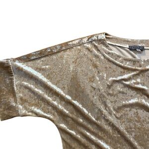 blush velvet Bagatelle collection shirt size medium